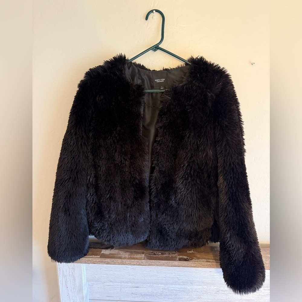 Simply Vera wang jacket faux fur
